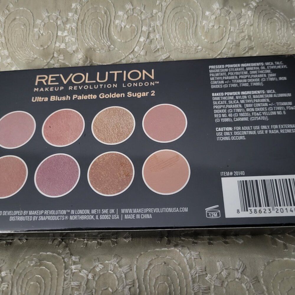 Revolution ultra blush pallet